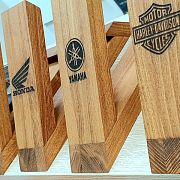 Подставки для телефона-motovitrina